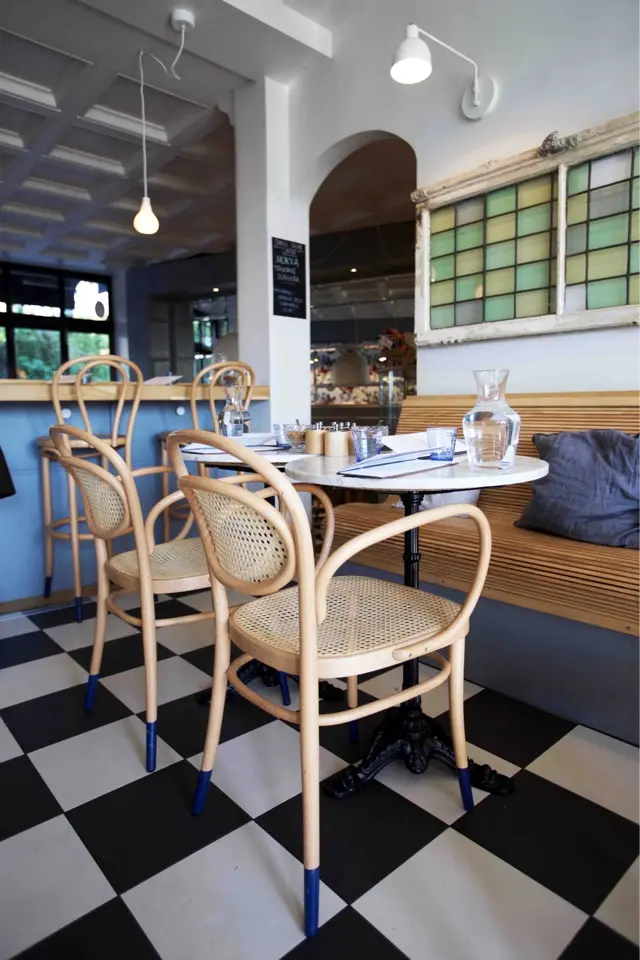 Hardware Society Cafe detay
